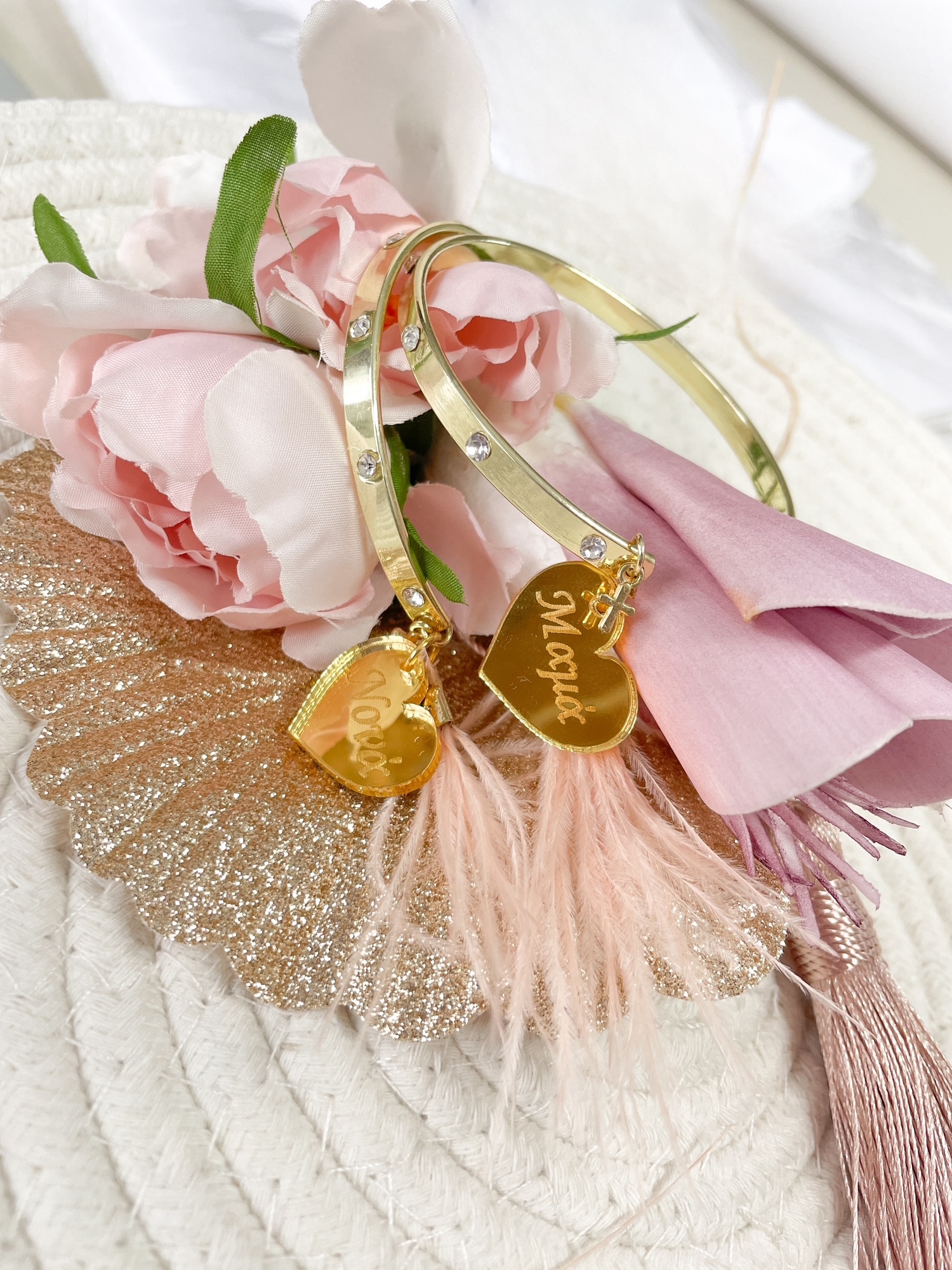 Μαρτυρικά Μαμάς Νονάς με πούπουλο Μαρτυρικά Μαμάς Νονάς με πούπουλο