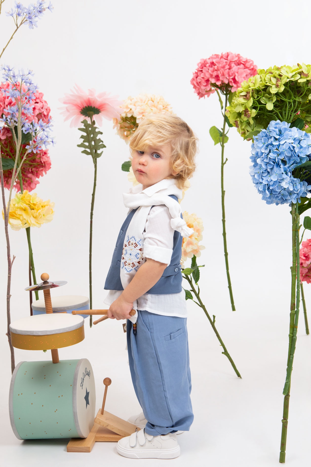 βαπτιστικά ρούχα για αγόρι ραφ μπλε σιέλ κεντημένο φουλάρι bambolino esteban : 1