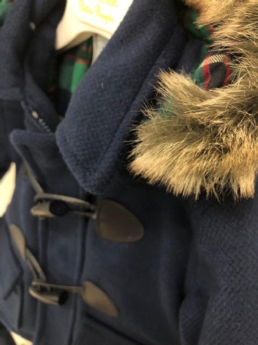 Χειμερινό βαπτιστικό μοντγκόμερι πανωφόρι για αγόρι με γούνα στην κουκούλα