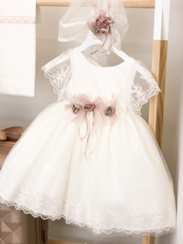 βαπτιστικό φόρεμα δαντέλα με μανίκι σάπιο μήλο λουλούδια